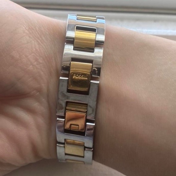 Fossil Silver Gold Mix Watch - Picture 4 of 4